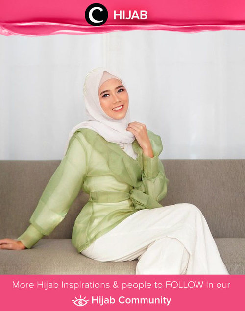 Organza outer styling ala Clozette Ambassador @diarykania. Simak inspirasi gaya Hijab dari para Clozetters hari ini di Hijab Community. Yuk, share juga gaya hijab andalan kamu.
