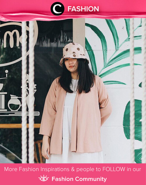 Rainy day mood: wrapped in warm and cozy outfit. Image shared by Clozetter @jssicanovia. Simak Fashion Update ala clozetters lainnya hari ini di Fashion Community. Yuk, share outfit favorit kamu bersama Clozette.