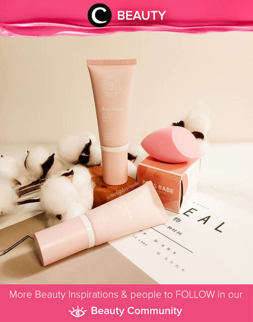 Ingin memaksimalkan tampilan no-makeup makeup look-mu? Boss Babe BB Cream dengan coverage yang sheer to medium ini bisa jadi salah satu key item, Clozetters. Teksturnya yang ringan dan mudah dibaurkan merupakan hasil dari formula hybrid antara makeup dan skincare. Image shared by Clozetter @melissatjia88. Simak Beauty Update ala clozetters lainnya hari ini di Beauty Community. Yuk, share produk favorit dan makeup look kamu bersama Clozette.