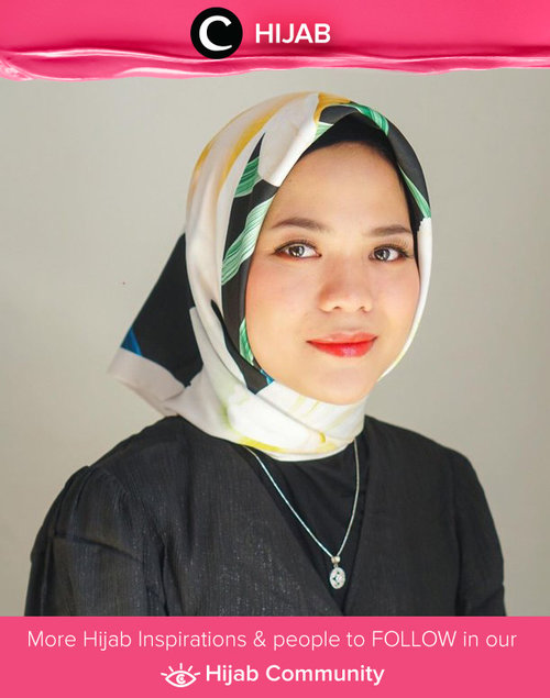 Ingin memakai hijab ber-pattern hari ini? Kamu bisa mengenakan pakaian polos dan tambahkan dainty accessories seperti kalung yang digunakan Clozetter @cicidesri. Simak inspirasi gaya Hijab dari para Clozetters hari ini di Hijab Community. Yuk, share juga gaya hijab andalan kamu.