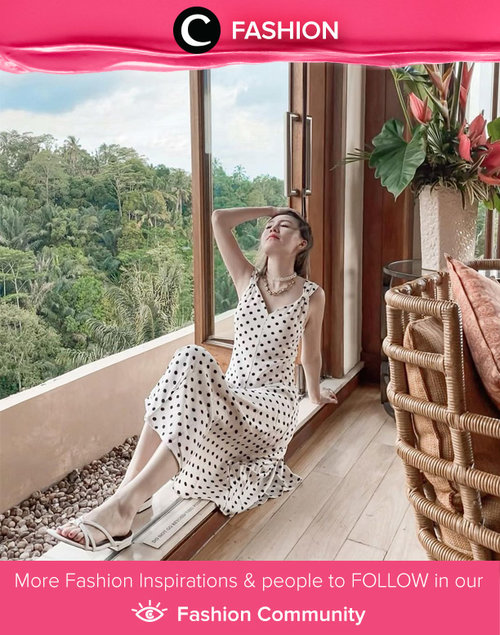 Clozette Ambassador @vicisienna membawa nuansa polka-dot yang ceria untuk menikmati liburanya di Ubud, Bali. Simak Fashion Update ala clozetters lainnya hari ini di Fashion Community. Yuk, share outfit favorit kamu bersama Clozette.