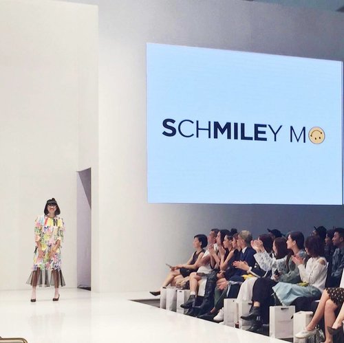 Congratulation to Diana Rikasari who made her brand, Schmiley Mo walk on Kuala Lumpur Fashion Week last night! So proud! 🎉
#ClozetteID #fashion #clozetteidsupportlocal
Photo from @schmileymo