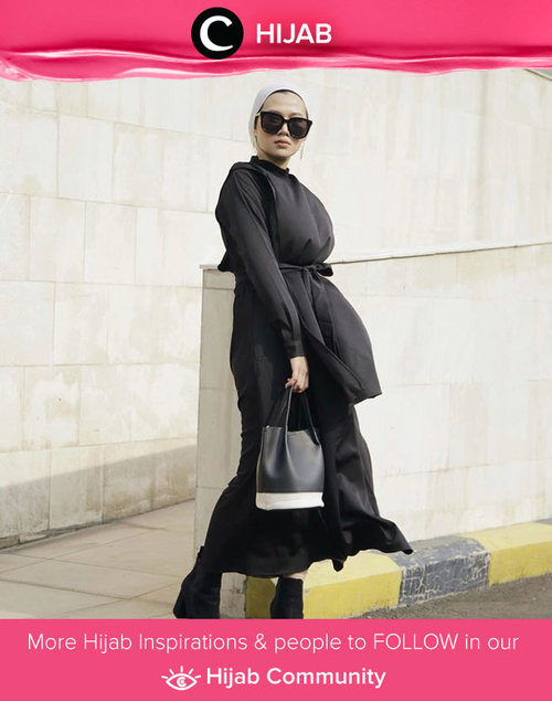 Clozette Ambassador @karinaorin shows us her cool mama style. Simak inspirasi gaya Hijab dari para Clozetters hari ini di Hijab Community. Yuk, share juga gaya hijab andalan kamu.