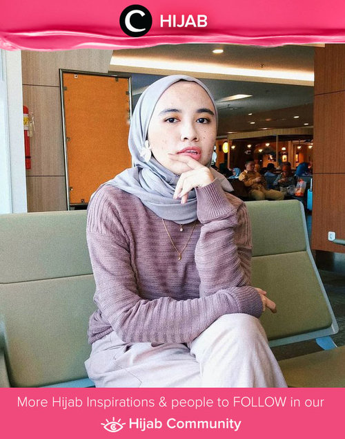 Mood: Lavender and grey. Simak inspirasi gaya Hijab dari para Clozetters hari ini di Hijab Community. Image shared by Star Clozetter @putmaharani. Yuk, share juga gaya hijab andalan kamu.  