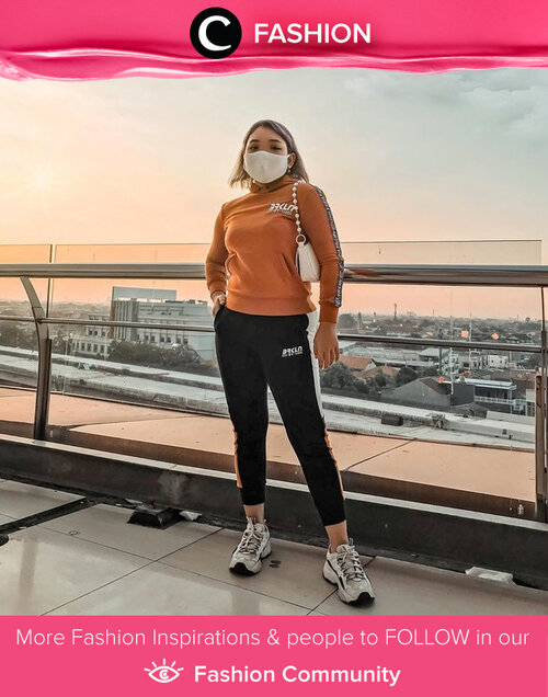 Today in sporty mood: hoodie, track pants and a pair of sneakers. Image shared by Clozette Ambassador @lidyaagustin01. Simak Fashion Update ala clozetters lainnya hari ini di Fashion Community. Yuk, share outfit favorit kamu bersama Clozette. 