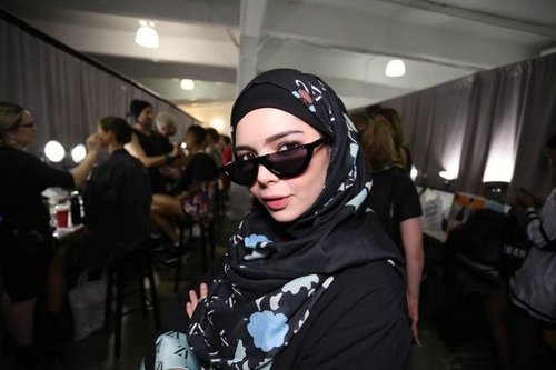 Gabungkan Wayang & Marrakech, Vivi Zubedi Gebrak New York Fashion Week 