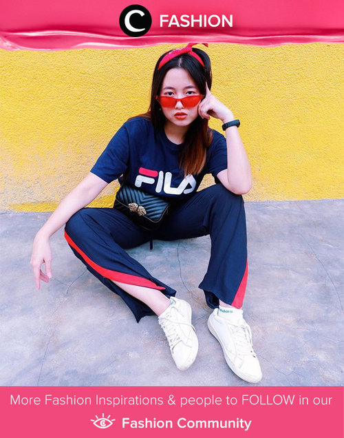 Always feel more comfortable in sporty style and couldn’t complete the look without FILA shirt. Simak Fashion Update ala clozetters lainnya hari ini di Fashion Community. Image shared by Clozetter: @veronycasufry. Yuk, share outfit favorit kamu bersama Clozette.