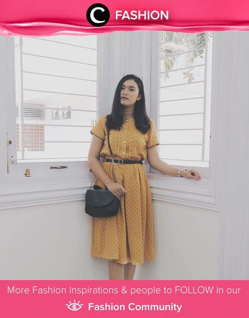 Dress bergaya vintage selalu menjadi pilihan tepat untuk casual weekend-mu. Tambahkan belt dan slingbag, and you're ready to go! Simak Fashion Update ala clozetters lainnya hari ini di Fashion Community. Image shared by Star Clozetter: @deniathly. Yuk, share outfit favorit kamu bersama Clozette.