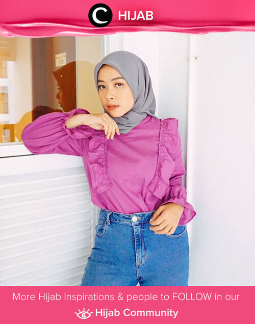 It's Monday. Wear your favorite color and believe that today is gonna be a good day! Image shared by Clozette Ambassador @fazkyazalicka. Simak inspirasi gaya Hijab dari para Clozetters hari ini di Hijab Community. Yuk, share juga gaya hijab andalan kamu.