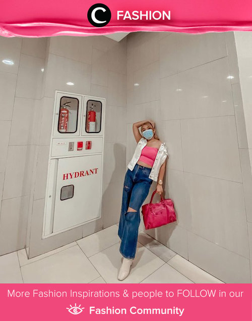 In the mood for barbie pink? You can try Clozette Ambassador @lidyaagustin01 idea for pairing your favorite pink item with white colored item and a pair of jeans! Simak Fashion Update ala clozetters lainnya hari ini di Fashion Community. Yuk, share outfit favorit kamu bersama Clozette.