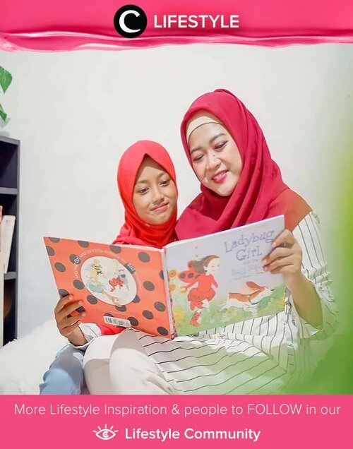 Bagi moms yang senang menghabiskan waktu dengan membaca buku bersama si kecil, kamu bisa coba menggunakan aplikasi perpustakaan digital, Let's Read, seperti rekomendasi dari Clozetter @novitania. Selain koleksinya lengkap, aplikasi ini juga dapat diakses secara gratis, lho. Simak Lifestyle Update ala clozetters lainnya hari ini di Lifestyle Community. Yuk, share momen favoritmu bersama Clozette.