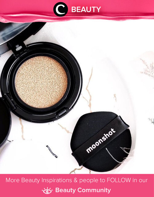 Penggemar BB cushion Korea, sudah coba Micro Fit Cushion dari Moonshot? Selain formulanya yang ringan, cushion ini juga melembapkan, menghaluskan kulit, dan mengontrol minyak berlebih, lho. Bahkan, Clozette Ambassador @tephieteph memberi rate 5/5 untuk produk ini. Simak Beauty Update ala clozetters lainnya hari ini di Beauty Community. Yuk, share produk favorit dan makeup look kamu bersama Clozette.