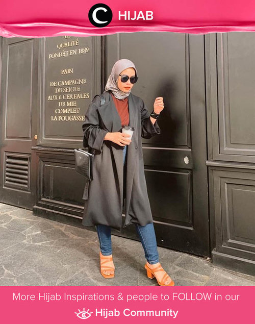 Clozette Ambassador @fazkyazalicka looks stunning in black and orange. Simak inspirasi gaya Hijab dari para Clozetters hari ini di Hijab Community. Yuk, share juga gaya hijab andalan kamu.