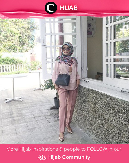 Pink pastel ootd. Happy weekend! Simak inspirasi gaya Hijab dari para Clozetters hari ini di Hijab Community. Image shared by Clozetter: @suniims. Yuk, share juga gaya hijab andalan kamu