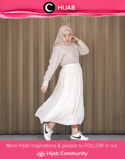 Soft color palette for Friday. Image shared by Clozetter @maulidacita. Simak inspirasi gaya Hijab dari para Clozetters hari ini di Hijab Community. Yuk, share juga gaya hijab andalan kamu.