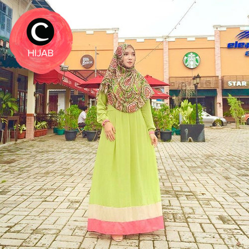 Gunakan outfit cerah untuk membuat harimu lebih ceria! Simak inspirasi gaya di Hijab Update dari para Clozetters hari ini, di sini http://bit.ly/clozettehijab. Image shared by Clozetter: ayuindriati. Yuk, share juga gaya hijab andalan kamu.