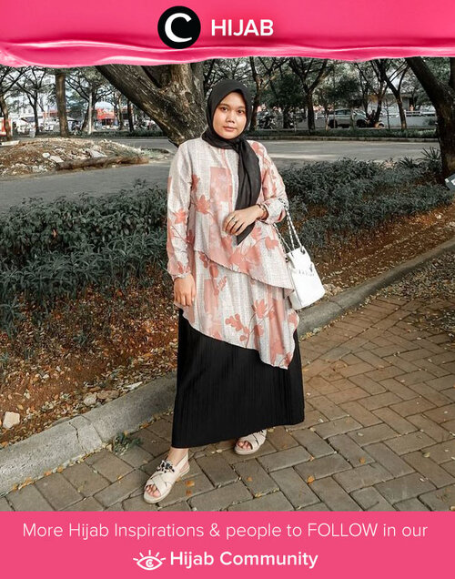 Sunday look inspiration by Clozetter @Sridevi_sdr. Have a wonderful weekend, Clozetters! Simak inspirasi gaya Hijab dari para Clozetters hari ini di Hijab Community. Yuk, share juga gaya hijab andalan kamu.