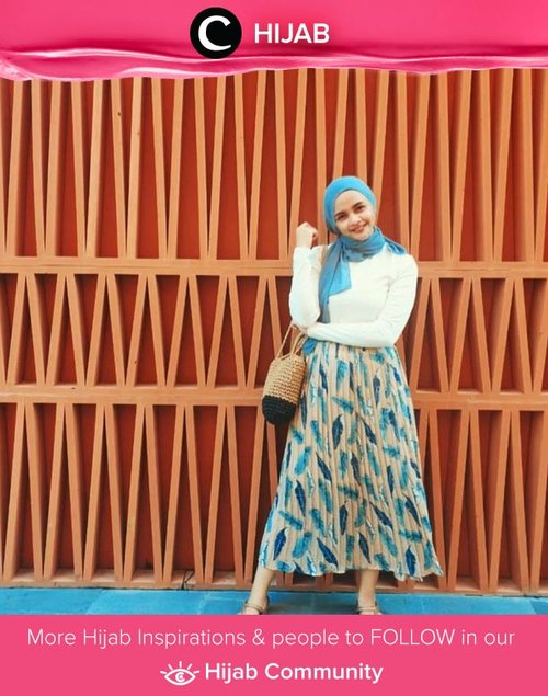 Clozette Crew @tria_dara adds a hint of refreshing turquoise in her total look! Simak inspirasi gaya Hijab dari para Clozetters hari ini di Hijab Community. Yuk, share juga gaya hijab andalan kamu.