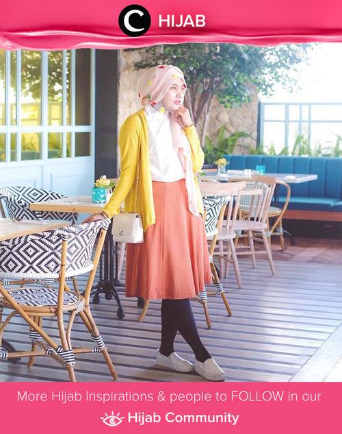 One of Clozette Ambassador Mella's fav mix n match, yellow x orange. Simak inspirasi gaya Hijab dari para Clozetters hari ini di Hijab Community. Image shared by Clozette Ambassador: @mellarisya. Yuk, share juga gaya hijab andalan kamu