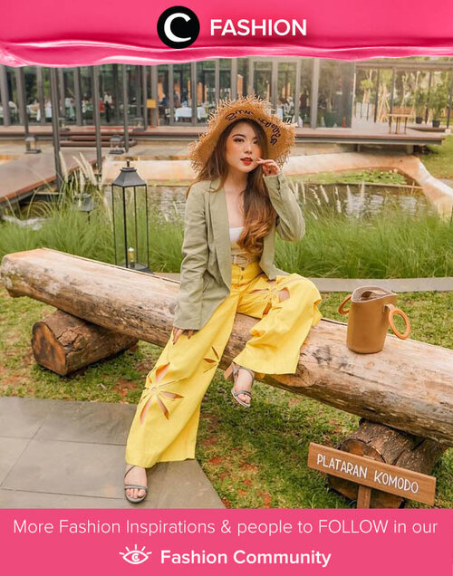 Clozette Ambassador @priscaangelina sudah membawa kita ke musim panas dengan outfit cerahnya, Clozetters! Are you ready for summer season? Simak Fashion Update ala clozetters lainnya hari ini di Fashion Community. Yuk, share outfit favorit kamu bersama Clozette.