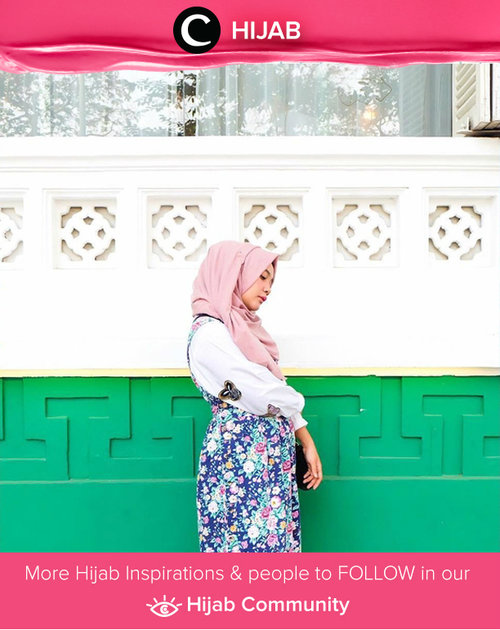 Gardenia combo outfits with floral vintage pinafore and butterflies embroidered shirt. Simak inspirasi gaya Hijab dari para Clozetters hari ini di Hijab Community. Image shared by Clozette Ambassador: @mellarisya. Yuk, share juga gaya hijab andalan kamu