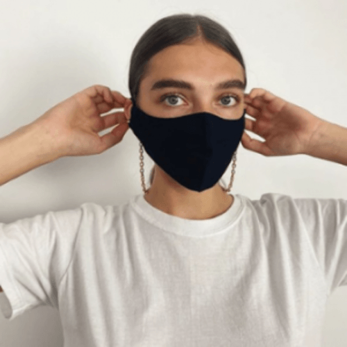 Trend to Try: Mask Necklace Holder, Solusi Tampil Stylish di Era New Normal