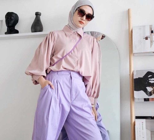 Super Gemes! Simak Inspirasi Mix And Match Outfit dengan Warna Lilac yang Cute