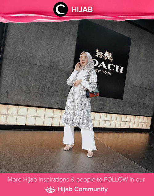 Clozetter @nabilaaz shows her elegance in white-colored outfit. Simak inspirasi gaya Hijab dari para Clozetters hari ini di Hijab Community. Yuk, share juga gaya hijab andalan kamu.