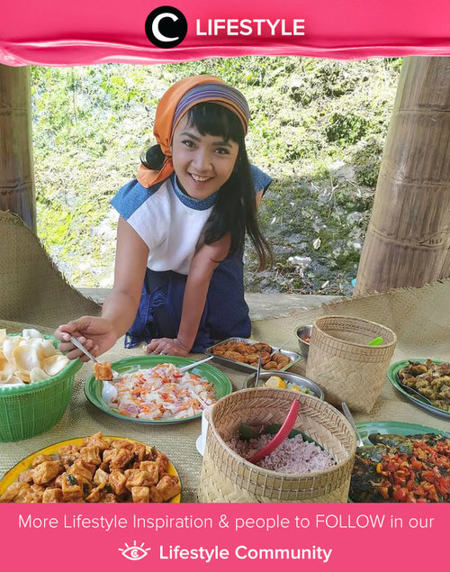 Makanan khas Indonesia memang selalu terkenang, seperti Clozette Ambassador @sophietobelly yang belum bisa move on dari hidangan makan siangnya ketika berkunjung ke Toraja Utara. Simak Lifestyle Updates ala clozetters lainnya hari ini di Lifestyle Community. Yuk, share juga momen favoritmu. 