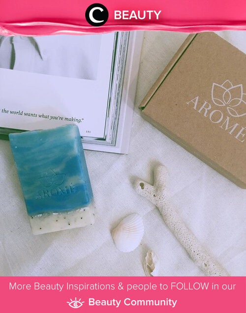 We loving this handmade soap bar from Arome Official as much as Clozette Ambassador @Ladyulia do! Dibuat dari bahan-bahan natural yang ramah lingkungan, soap bar ini tentunya bebas SLS dan paraben. Kandungannya bahkan dipercaya dapat menyembuhkan eczema. Simak Beauty Update ala clozetters lainnya hari ini di Beauty Community. Yuk, share produk favorit dan makeup look kamu bersama Clozette.