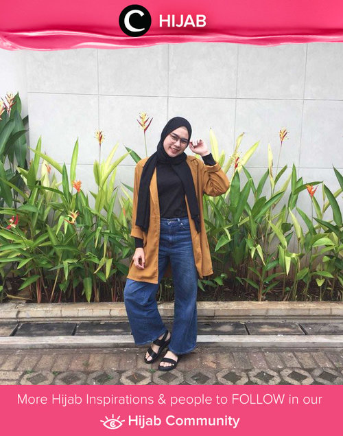 Outerwear + jeans are Clozetter @indifeb's current comfort zone. Simak inspirasi gaya Hijab dari para Clozetters hari ini di Hijab Community. Yuk, share juga gaya hijab andalan kamu.