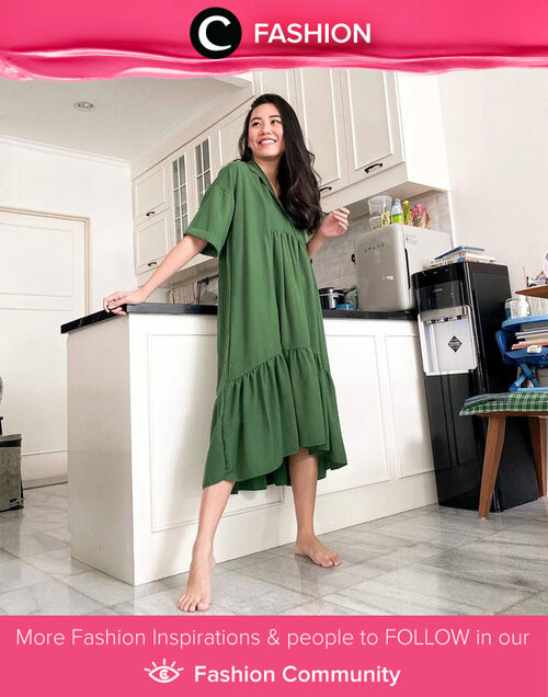 Lounging around at home: wearing loose-plain green dress, just like Clozette Ambassador @wynneprasetyo did. By the way, are you still WFH or already back to the office, Clozetters? Simak Fashion Update ala clozetters lainnya hari ini di Fashion Community. Yuk, share outfit favorit kamu bersama Clozette.
