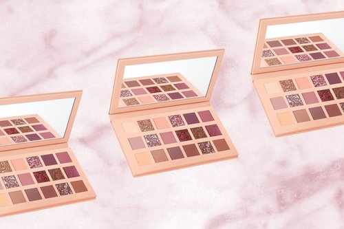 This Is What Huda Beauty's The New Nude Eyeshadow Palette Looks Like on 24 Different Skin Tones