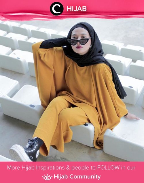 Pilih warna apa untuk outfitmu pagi ini, Clozetters? Berani tiru gaya Clozette Ambassador @karinaorin dengan outfit mustard-nya? Simak inspirasi gaya Hijab dari para Clozetters hari ini di Hijab Community. Yuk, share juga gaya hijab andalan kamu.