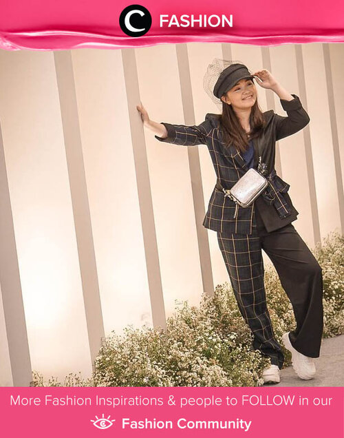 Clozette Ambassador @katherin struck her adorable pose with co-ords and net hat. Simak Fashion Update ala clozetters lainnya hari ini di Fashion Community. Yuk, share outfit favorit kamu bersama Clozette.