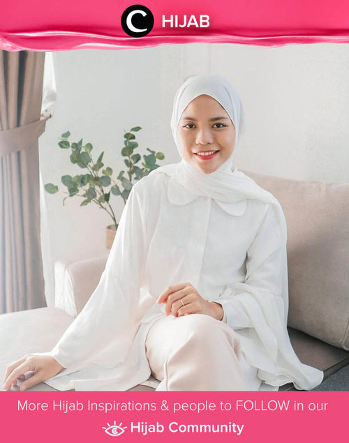 Always choose white for a clean, minimalist look! Image shared by Clozetter @cicidesri. Simak inspirasi gaya Hijab dari para Clozetters hari ini di Hijab Community. Yuk, share juga gaya hijab andalan kamu.