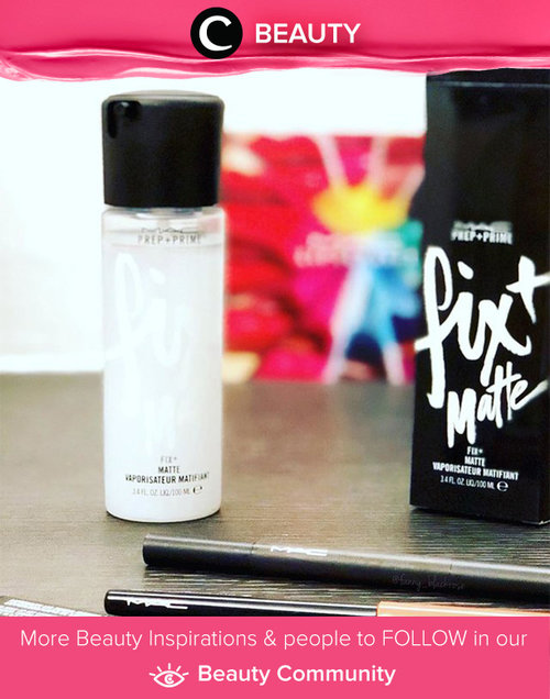 MAC Prep & Prime Fix + Matte is keeping those pesky oils at bay and preventing your makeup from sliding off half way through the day. Simak Beauty Updates ala clozetters lainnya hari ini di Beauty Community. Image shared by Star Clozette Ambassador: @fanny_blackrose. Yuk, share beauty product andalan kamu.