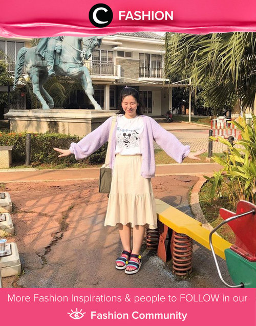 Clozette Ambassador @japobs shared her cute look in comfy cardigan and midi skirt. Simak Fashion Update ala clozetters lainnya hari ini di Fashion Community. Yuk, share outfit favorit kamu bersama Clozette.