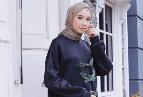 Hijab Water Proof! Kerudung yang Sempurna untuk Temani Musim Hujan