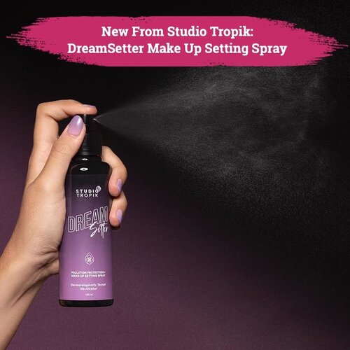 New local product alert! Studio Tropik DreamSetter Make Up Setting Spray.

Setelah mengeluarkan satu micellar water dan tiga priming water, kini Studio Tropik mengeluarkan produk yang agak berbeda dari sebelumnya, yaitu make up setting spray.

Pertama di Indonesia dengan pollution protection dan mempunyai klaim menahan make up hingga 16 jam, banyak yang berharap produk ini bisa setara dengan Urban Decay All Nighter Setting Spray.

Produk ini akan rilis secara resmi di acara JakartaXBeauty tanggal 26 Juli besok. Siapa yang udah nggak sabar beli dan coba setting spray ini?
.
📷 @studiotropik
#ClozetteID #studiotropik #makeup #settingspray