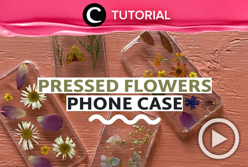 Pressed flower case sedang jadi tren, lho! Yuk, buat sendiri. Intip caranya di : https://bit.ly/3hZholc. Video ini di-share kembali oleh Clozetter @kyriaa. Lihat juga tutorial lainnya di Tutorial Section.