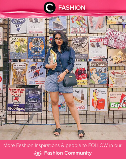 You can style your washed or indigo colored jean shorts with blue shirt and finish the look by adding casual slingbacks. Simak Fashion Update ala clozetters lainnya hari ini di Fashion Community. Image shared by Clozette Ambassador: @ririeprams. Yuk, share outfit favorit kamu bersama Clozette.