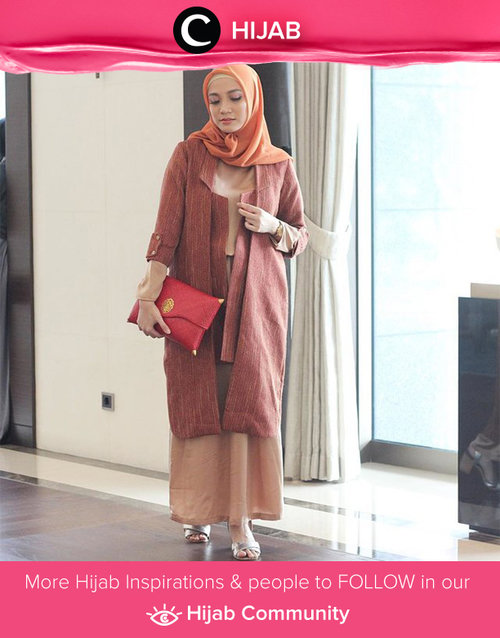 In the mood for warm tone outfit. Simak inspirasi gaya Hijab dari para Clozetters hari ini di Hijab Community. Image shared by Clozetter: @miradamayanti. Yuk, share juga gaya hijab andalan kamu