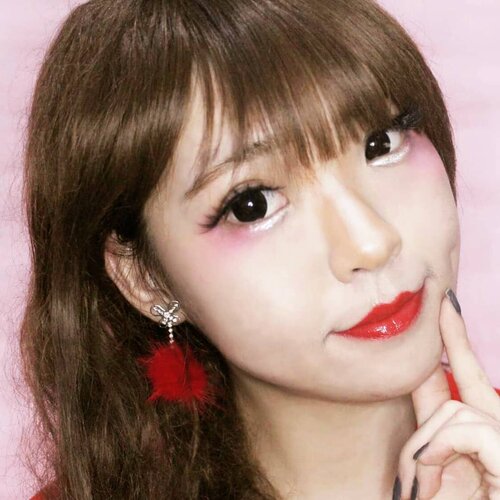 Get this cute & sexy look for your #saturdate #makeupinspiration - Be BOLD,  be YOU! ...#日本 #モデル #メイク #ヘアアレンジ #オシャレ #メイク #かわいい#ootd #fashionaddict #instastyle #girl#beauty#japanese #japan #instabeauty #instagram#style#stylist #outfitoftheday #outfit#inspiration#japanesegirl #fashionable #model#face#whatiwore  #clozetteID