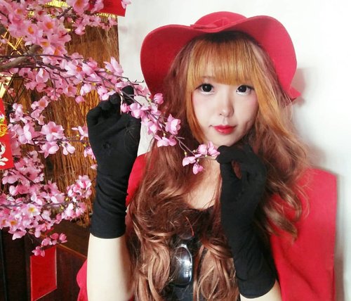 农历新年!
This New Year realize the fact that Lady Luck blesses only those who are cheerful and optimistic.
Wishing you good fortune on the Chinese New Year.
.
.
Aiyuki's Fashion Style for Chinese New Year 2019 👗💄
.
.
.
.
.
.
.
.
.
.
#FashionBlogger #BeautyBlogger
#OOTD #makeupoftheday #fashion #Beauty  #モデル #メイク #ヘアアレンジ #かわいい #オシャレ  #makeup #lunarnewyear #chinesenewyear #农历新年 #lady #instagram #style #girl #beauty #kawaii #ファッション #コーディ #ガール #clozetteID