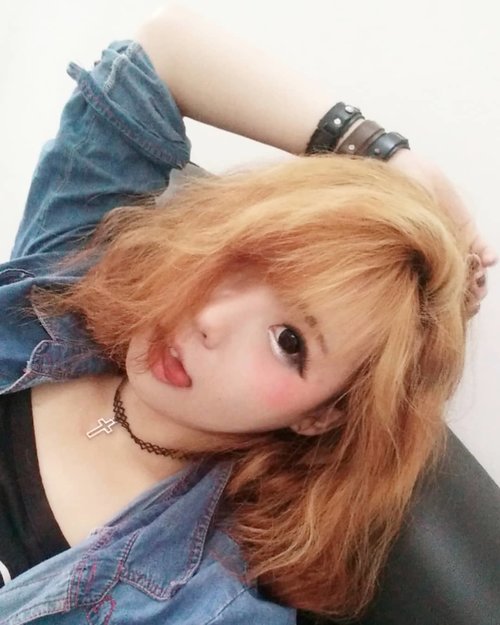 Short hair, yay or nay? 🙆🙅By the way, this is my real hair colour, golden blonde. Ah, still counting the time because i will turn to purple, soon 💜...............#Beauty #beautystagram #fashion #style #fairytale #beautyinbeingunique #princess#日本 #モデル #メイク #ヘアアレンジ #オシャレ #メイク #かわいい#ootd #instastyle #girl #beauty #kawaii #コーディネート #ファッション #コーディ #ガール #clozetteID