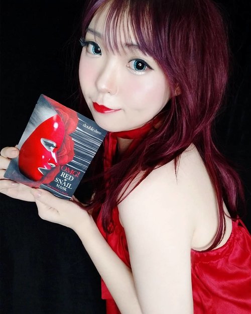 ❤ RED & BLACK DETECTED 🖤.This is the most unique mask that i ever find. The packaging just captivated my heart. Red & black is my true colour, i often colour my hair half red & black too ❤🖤 my fashion style never too far from these pretty combination..How about the performance?🖤 Red + snail formula for skin redness, sensitive skin, unpredictable skin condition & oil sebum trouble.❤ Restore sensitive skin to normal from external stimulus. One step solution for skin recovery. Giving ful of moisture and nutrition.🖤 Red Medicine Mask for Hydration - Skin Tranquilizer for skin stress - Real red mask for sensitive skin - Red energy care for skin recovery.❤ One-Step solution with 8 Red ingredients to improve and help skin with hydration and red nutrition for tightening (Hydration, Sebum Control, Soothing, Nutriment, Nourishing, Tightening).🖤 Sticky red sheet but softly absorbs the snail secretion. A perfect coordination with snail secretion serum, containts full of nutrition serum in every sheet, high enriched formula with perfect absorption..Omg! Red Snail Mask [5ea] for deep hydrating + firming just perfect to keep my skin healthy. Support my skin to be in the best condition. .Try this mask and get a special discount from me! Save IDR 44.000 (Rp 332.000 👉 Rp 288.000) Using AIYUKI8's Exclusive Offers through :hicharis.net/AIYUKI/Mb7..@hicharis_official @charis_celeb #Charis #CharisCeleb #KoreanBeauty#maskpack #doubledare #redsnailmask #hicharis #skincare #BeautyBlogger #BeautyVlogger #clozetteid #Makeup #Blogger #Cosmetics #style #Blog #Beauty #girls #kawaii#IndonesianBeautyBlogger #Healthyskin