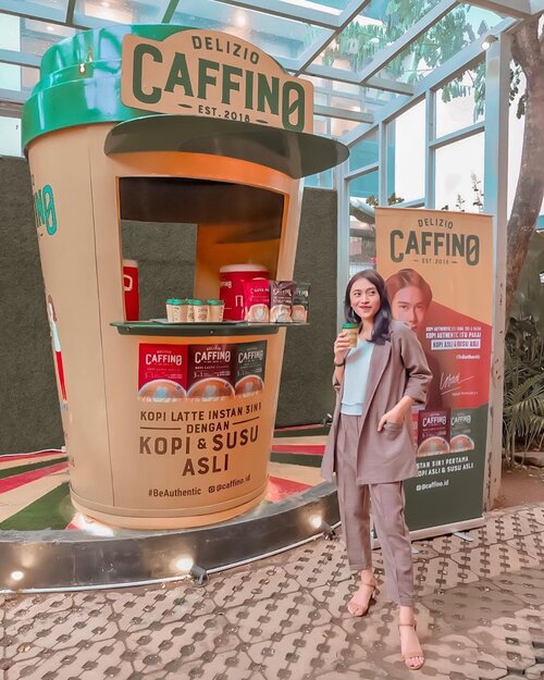 Beberapa bulan belakangan ini aku lagi ketagihan banget sama rasa authentic dari kopi Caffino. Entah itu yang Choco Hazelnut, Classic ataupun Mocca.Makanya aku semangat banget dateng ke event Caffino Premium User Gathering buat ketemu temen-temen sesama pecinta Caffino.Nggak cuma ngopi bareng, tapi di sini kita juga diajak sharring session ngebahas tentang How to Keep Be Yourself Even Got Endorsement Project and How to Grow Social Media biar tetap bisa BE AUTHENTIC kayak Caffino ☕️-#CaffinoPremiumUser #KamuYangAsli #clozetteid #KopiAsliSusuAsli #BeAuthentic #CaffinoXLemon