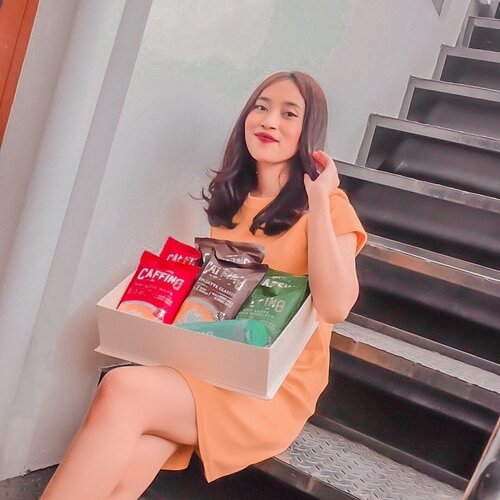 Happy Valentine Day!Di hari kasih sayang ini, aku udah nyiapin sepaket Caffino Authentic special buat seseorang yang special.Kalau kalian, pada ngasih apa nih buat orang tersayang? Pengen ngasih Caffino kayak aku?Kalian bisa beli langsung di 👇🏻http://bit.ly/Caffino-Shopee , ada promo gratis Mug cantik lho!Happy Valentine 2020!-#CaffinoPremiumUser #clozetteid #CaffinoXLemon #BeAuthentic