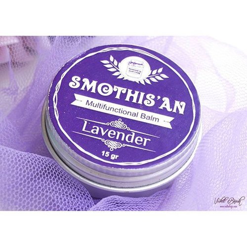 up on the blog: @sweetcandyscrub 's Smothis'an Multi-functional Balm in lavender ^^ it's my current favorite lip balm since it's not greasy and not sticky~ check out the full review on #NatashaJSdotcom or simply go to bit.ly/smothisanlavender ^^
.
.
#NatashaJS #NatashaJSreview #endorseNatashaJS #VioletBrush #clozetteid #beautyblogger #bblogger #skincare #beauty #뷰티블로거